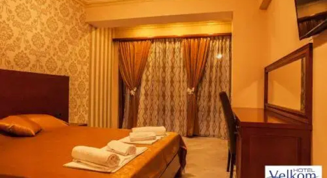 Hotel Velkom, Book Hotel Hotels in Sutomore with a Pool, Swimming Pool