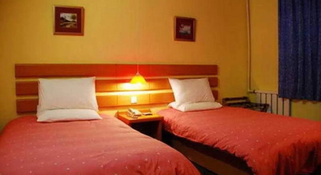 Home Inn Wuyi Plaza, Book Apartment Dalian 