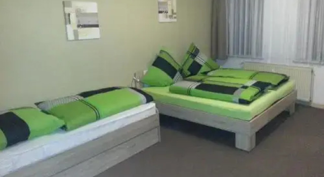 Ferienwohnung am Markt, Prenota Hotel Hotel a Garz con parcheggio, Parcheggio