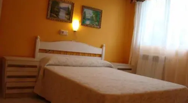 Pensión Mariaje, Boek Hotel Llanes 