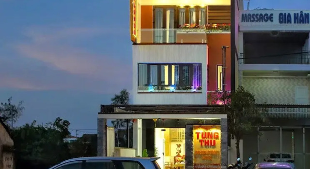 Hoi An Golden Street Hotel, Prenota Hotel Dien Ban Quang Nam