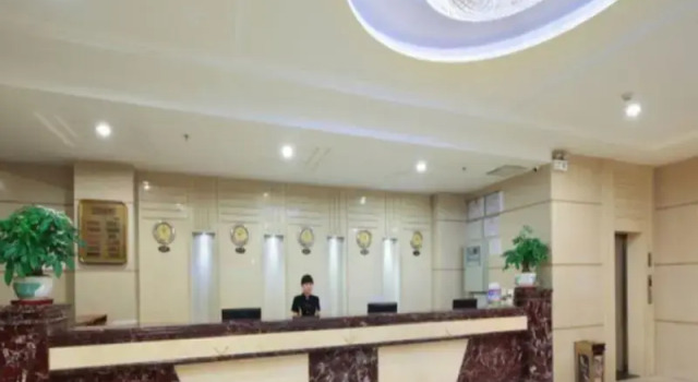 Guangzhou Shenglong Hotel(Nanzhan)