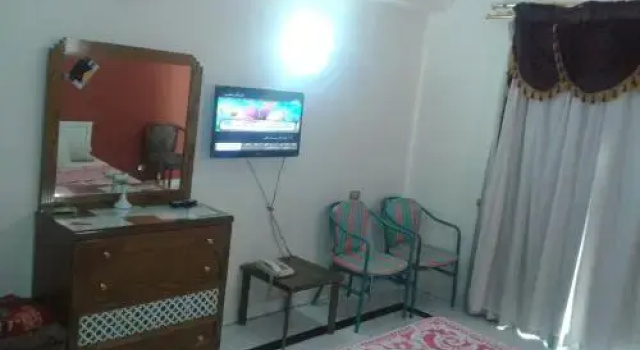 Elminya Compound, Buchen Sie Hotel El Minya Ägypten