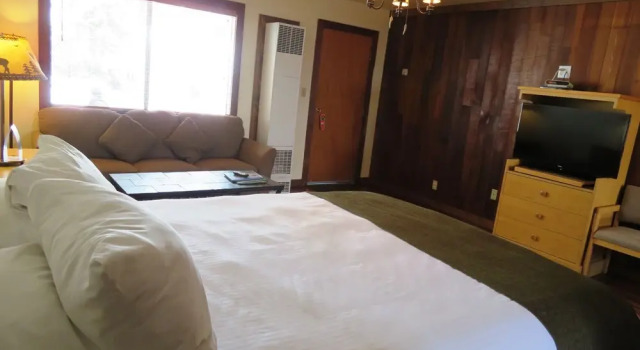 Mountain Side Studio #512 Studio Bedroom 1 Bathroom Cabin