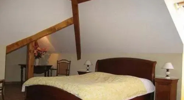 La Chenaz, Rezerwuj Hotel Hotele w Cernex z parkingiem, Parking