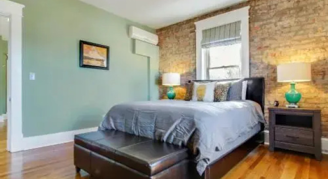 Historic Nashville Apt on Belmont Campus by RedAwning, Забронировать Отель Отели Нэшвилл 3 звезды, рядом с Belmont Mansion, 3*