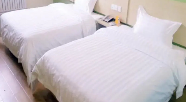 7 Days Inn Wuhan Huaqiao City Happy Valley Branch