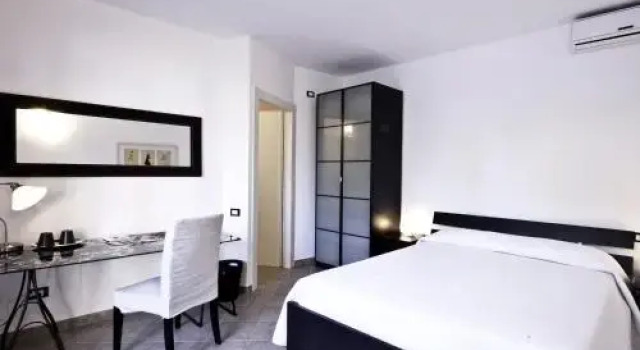 Pian di luna, Book Hotel Hoteller i Sarzana med parkering, Parkering