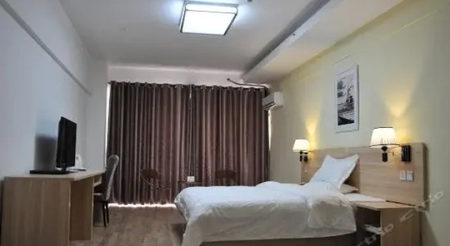Super 8 by Wyndham Changchun Jing Yang Da Lu, Rezervovat Hotel Čchang-čchun 