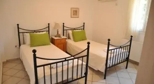 Handakas Studios, Prenota Hotel Andro Egeo Meridionale