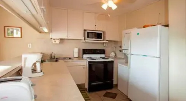 Maui Parkshore 312 - 2 Br Condo