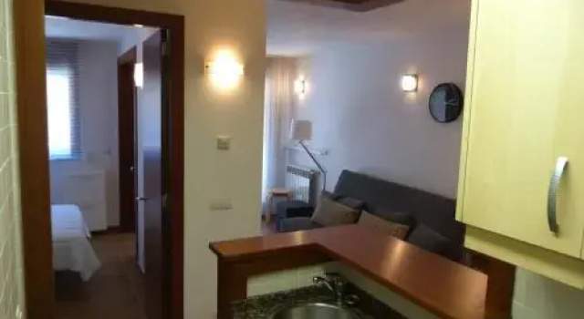 Cabirol-Vacances Pirinenca, Book Hotel Hoteller i Incles med parkering, Parkering
