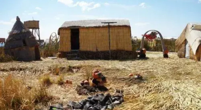 Uros Wiñay Totora