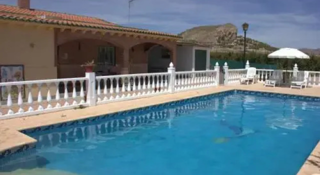 Casa Rural Consuelo, Boek Hotel Hotels in Jumilla met parkeren, Parkeren