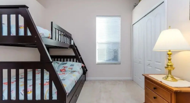422NHD, Buchen Sie Hotel Hotels in Four Corners mit Pool, Schwimmbad