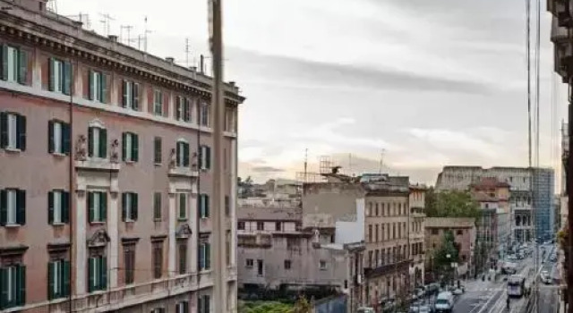 Il Guscio al Colosseo, Забронировать Отель Отели Рима 3 звезды, рядом с Piazza San Giovanni in Laterano, 3*