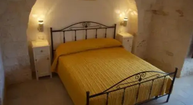 Trulli Arco Antico, Varaa Hotelli Locorotondo Bari Province