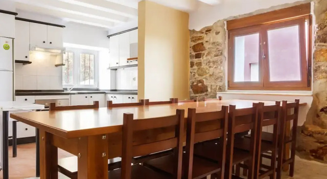 Ruralsurf - Hostel, Réserver Auberge de jeunesse Hôtels à Asturies avec parking, Parking