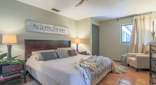 Sarasota 40 - 2 Br Home, Забронировать Отель Сарасота Sarasota Area, рядом с Художественный музей Джона и Мейбл Ринглинг
