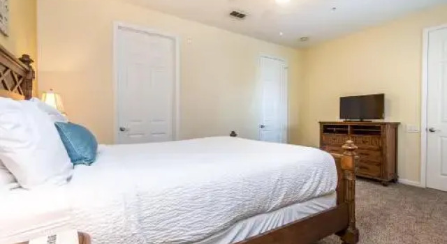 NY Getaway, Rezerwuj Apartament Hotele w Kissimmee z parkingiem, Parking