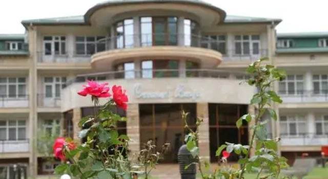 Altiagac Cennet Bagi, Boek Hotel Altiaghach Khyzinsky district