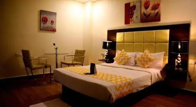 Ksr Park Hotel, Rezerwuj Hotel Gachibowli 