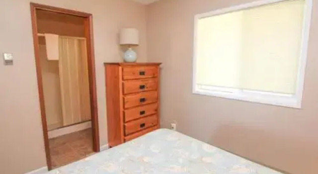 Hillside - 4 Br home by RedAwning, Prenota Casa vacanze Hotel a Oregon con parcheggio, Parcheggio