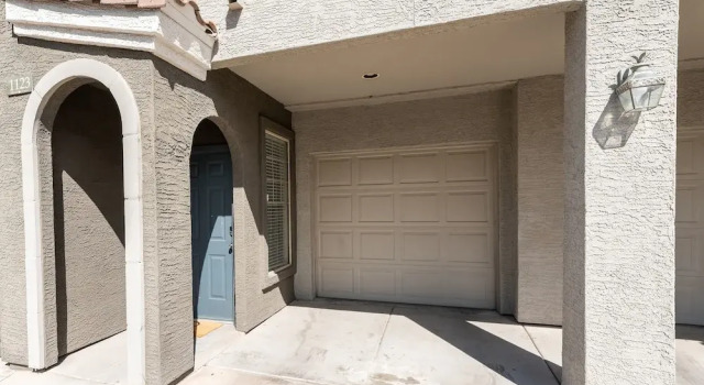 Modern Central Phx Apts By Wanderjaunt, Забронировать Отель Финикс Phoenix Metropolitan Area, рядом с The Newton