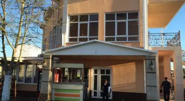 Поместье, Забронировать Отель Отели в центре Крымска, в центре