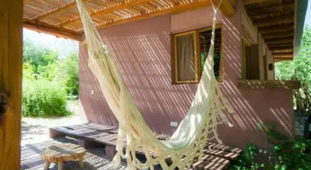 Croa La Rana, Rezerwuj Hotel Las Rosas Córdoba