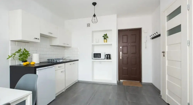 ShortStayPoland Zelazna (B47), Забронировать Отель Отели Варшавы 3 звезды, рядом с Конференц-центр Рондо Один, 3*
