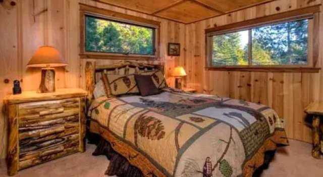 Tash Luxury Vacation Rental by RedAwning