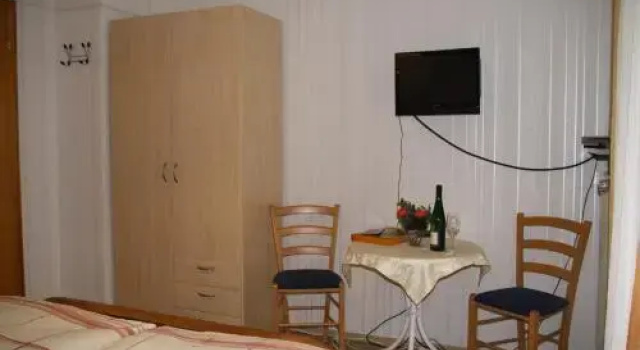 Weinfelderhof, Забронировать Отель Отели Трабен-Трарбах с парковкой, Парковка