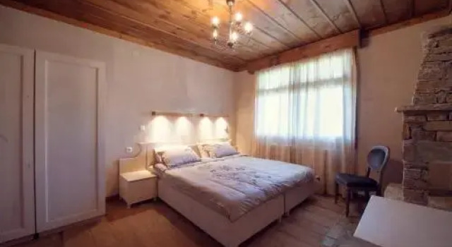 Leshten Guest Homes, Prenota Affittacamere Hotel a Blagoevgrad con parcheggio, Parcheggio