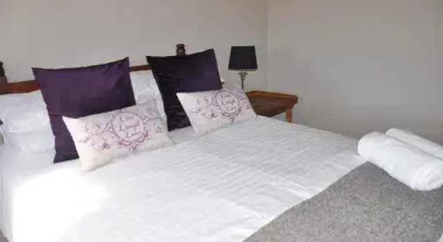 Ocean View Cottage, Springerbaai, Забронировать Отель Отели Mossel с парковкой, Парковка