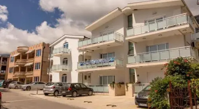Apartments Lekovic