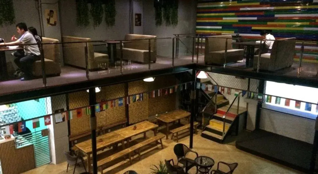 Rainbow Youth Inn (Xi'an Bell and Drum Tower City Wall branch)