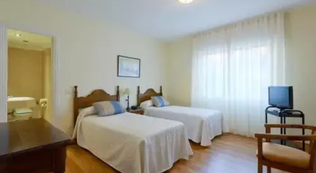 Hotel Costa Mar, Забронировать Отель А-Лансада O Grove Peninsula, рядом с Пляж Foxos