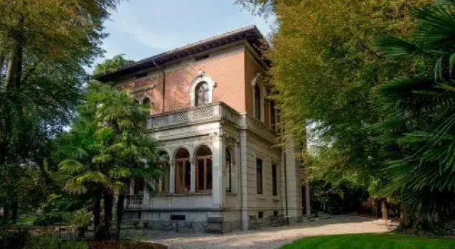 Villa Confalonieri, Book Villa Hotels in Como with a Pool, Swimming Pool