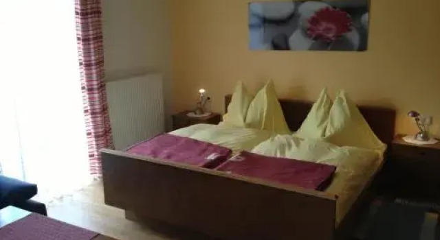 Tischnerhof Appartements, Забронировать Апартаменты/квартира Отели Бад-Клайнкирххайм с парковкой, рядом с Ottingerlift, Парковка
