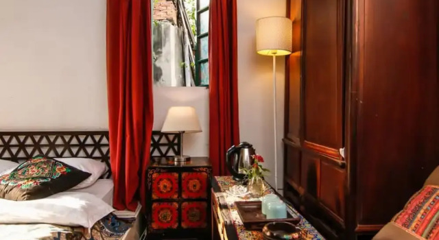 Wo Uma Youth Hostel, Varaa Hostelli Zhujiajiao Shanghai
