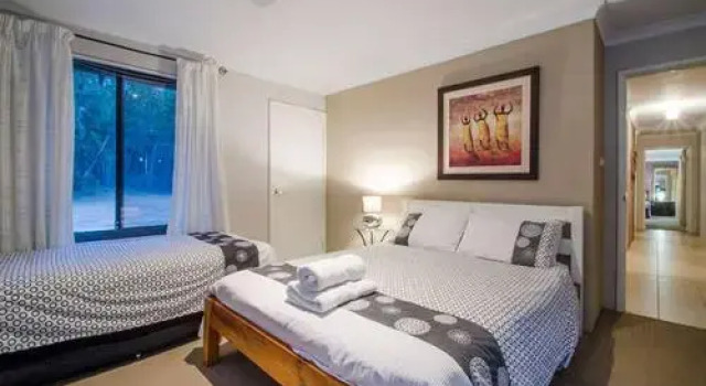 Yallingup pet friendly Bush retreat