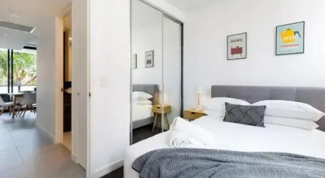 Modern, new 2 bed in the heart of Darling Harbour