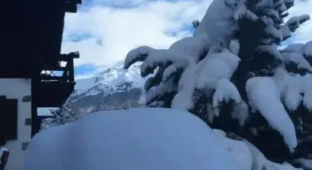 Chalet Annika, Varaa Mökki Mökit kohteessa Valais, Mökki
