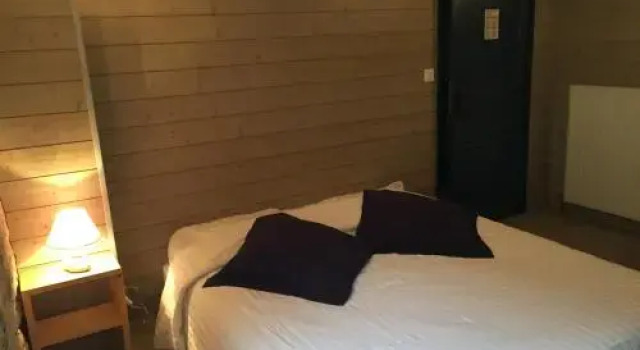 Auberge Du Lac, Rezerwuj Hostel Castelnau-de-Mandailles Aveyron