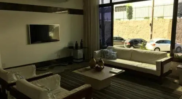 Flat Em Ondina, Varaa Hotelli Hotellit Bahia pysäköinnillä, Pysäköinti