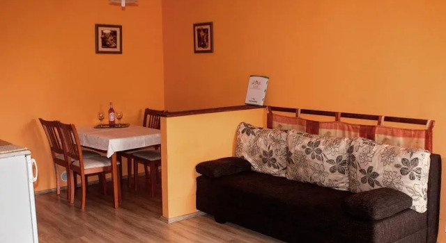 Völgy Apartman, Buchen Sie Ferienwohnung Eger 