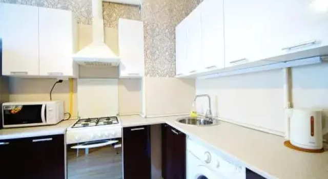 Bolshaya Morskaya 33