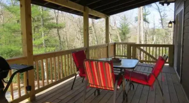 Wolf Creek Lake Cabins - Oakview Cabin, Book Feriehus Balsam North Carolina