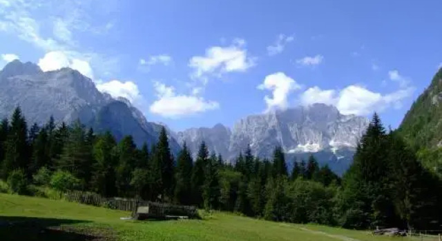 Agriturismo Prati Oitzinger, Забронировать Отель Тарвизио Tarvisiano Area